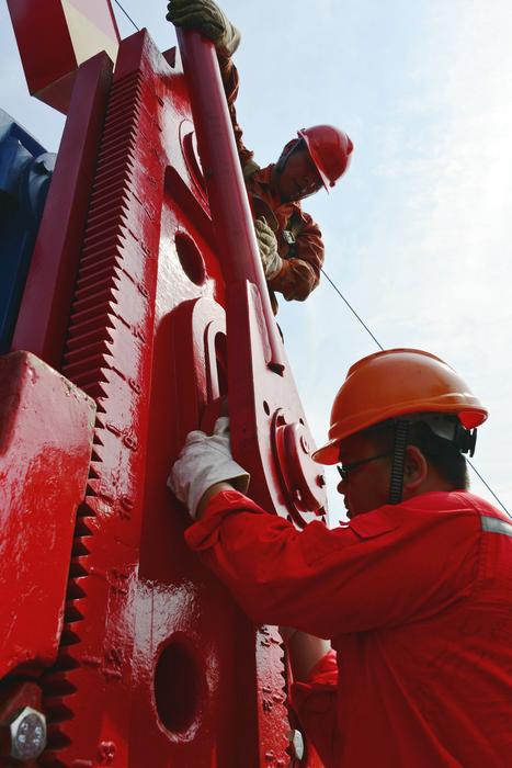 江蘇油田：特殊的天氣需要特別的安全