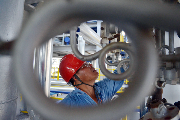 安慶石化首臺空冷凝汽式壓縮機組開車成功