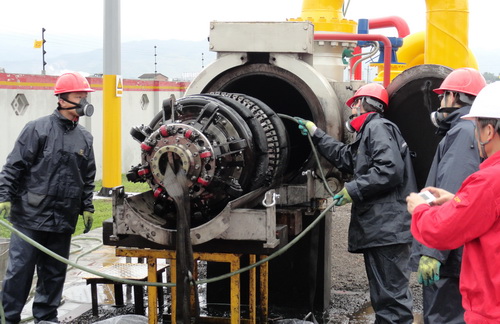 中石油：國內(nèi)首套大口徑高清漏磁檢測器投用