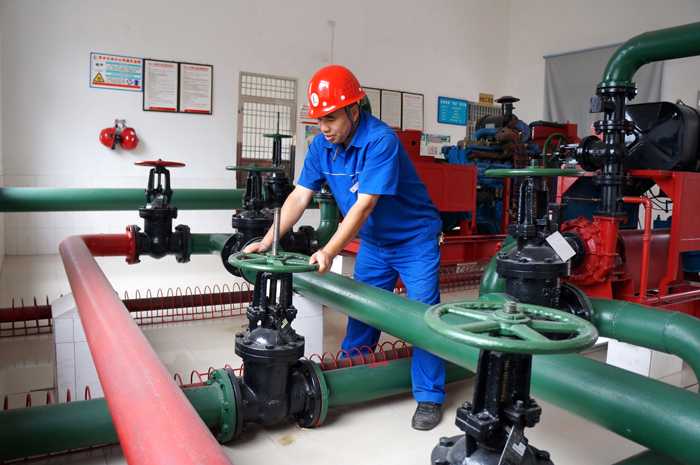 江西石油加強(qiáng)油庫(kù)作業(yè)場(chǎng)所冬防安全檢查