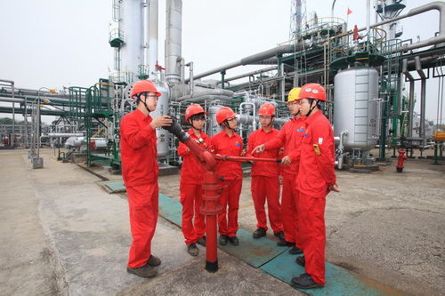 中石油各單位進行自查從源頭上消除隱患2