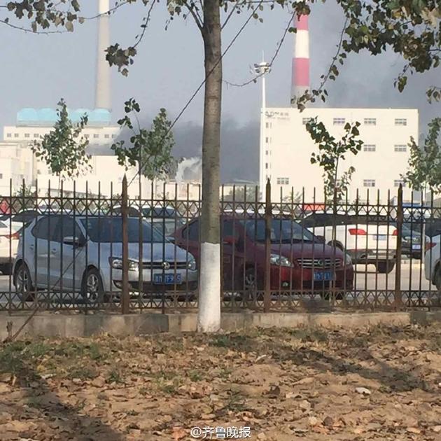 博興雅美科技有限公司廠區(qū)失火。