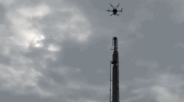 [視頻]科技改變<a  data-cke-saved-href=http://www.oilone.cn href=http://www.oilone.cn target=_blank>石油</a><a  data-cke-saved-href=http://www.oilone.cn href=http://www.oilone.cn target=_blank>天然氣</a>行業(yè) 無(wú)人機(jī)減少了煉油廠的停產(chǎn)時(shí)間